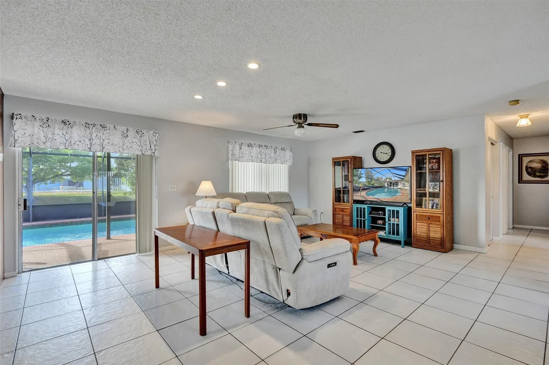 Photo of 22351 Boulder Street