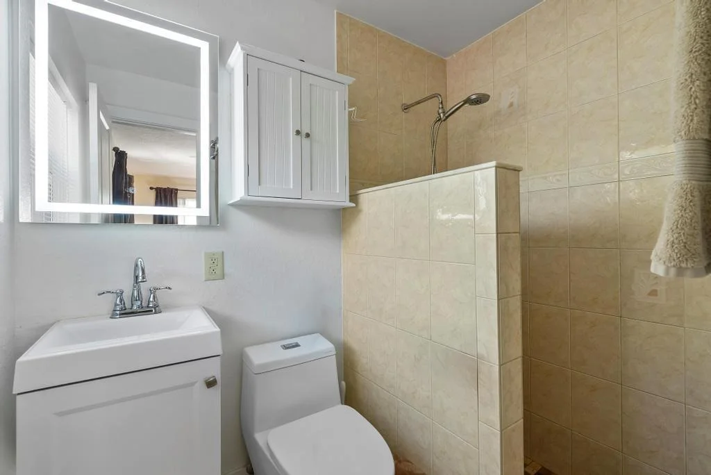 Photo of 16 SE 8th Terrace