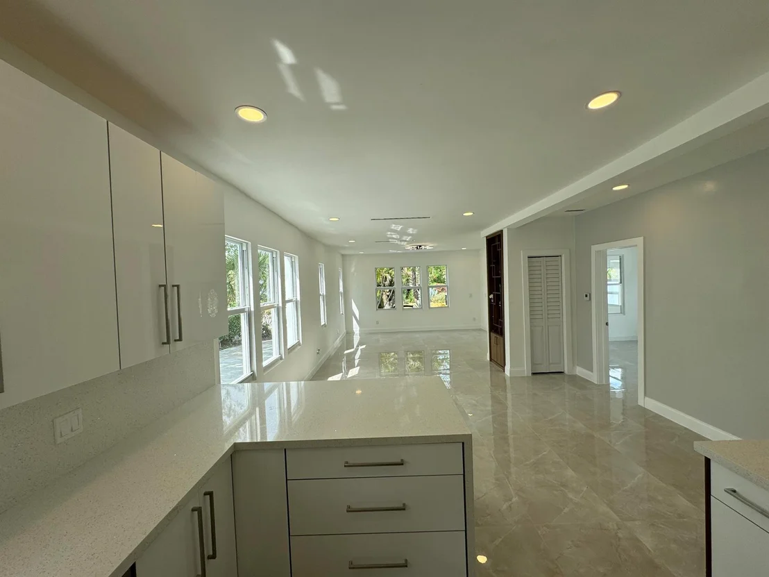 Photo of 418 Colonial Road