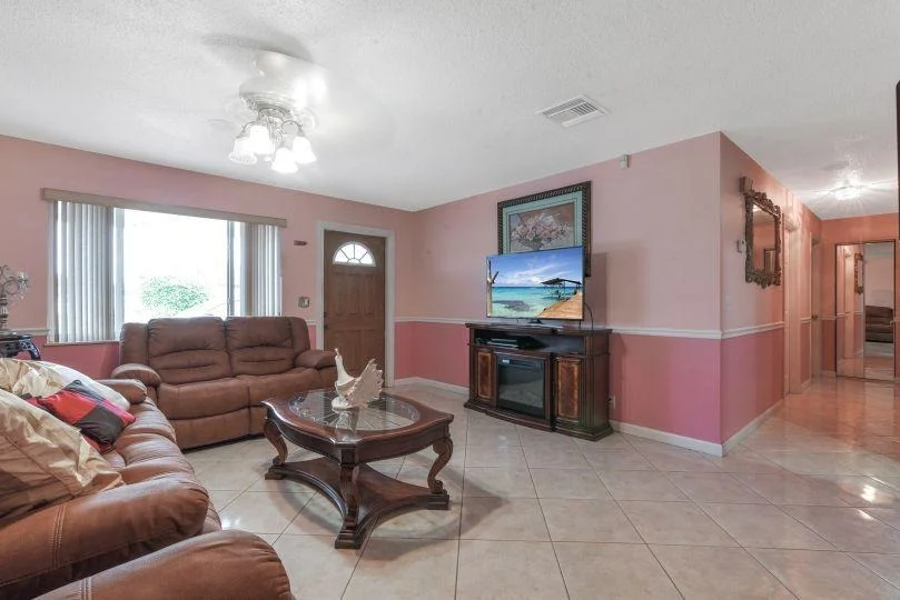 Photo of 2880 Dolphin Circle
