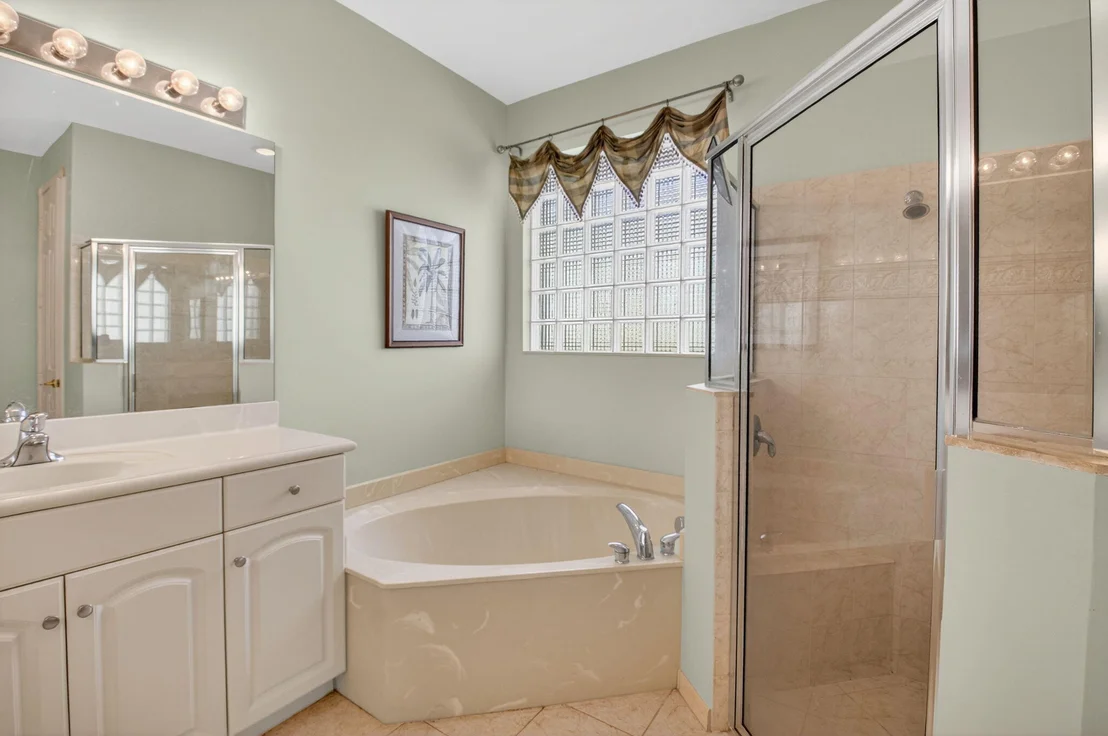 Photo of 9571 Isles Cay Drive