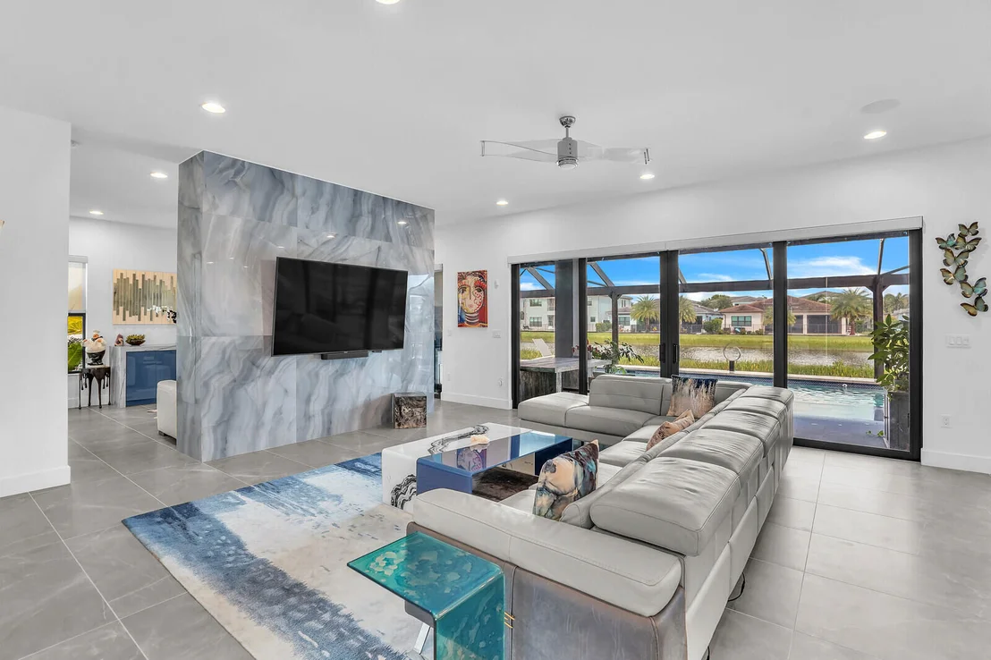 Photo of 8611 Dearborn River Way