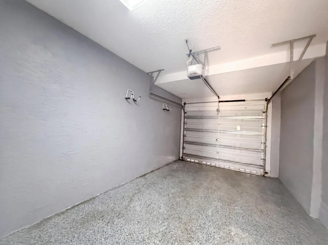 Photo of 7722 Oak Grove