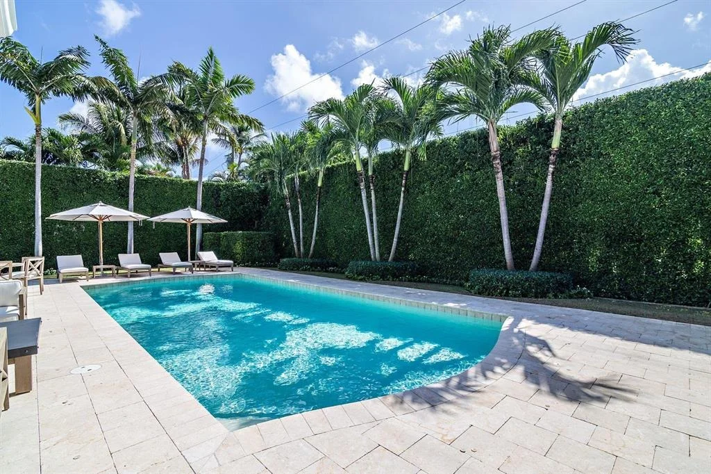 Photo of 272 Tradewind Drive