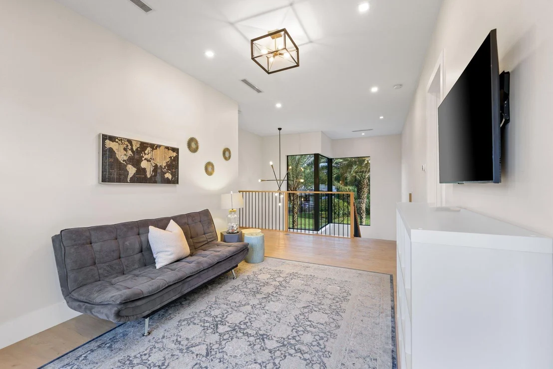 Photo of 525 Whispering Pines Road