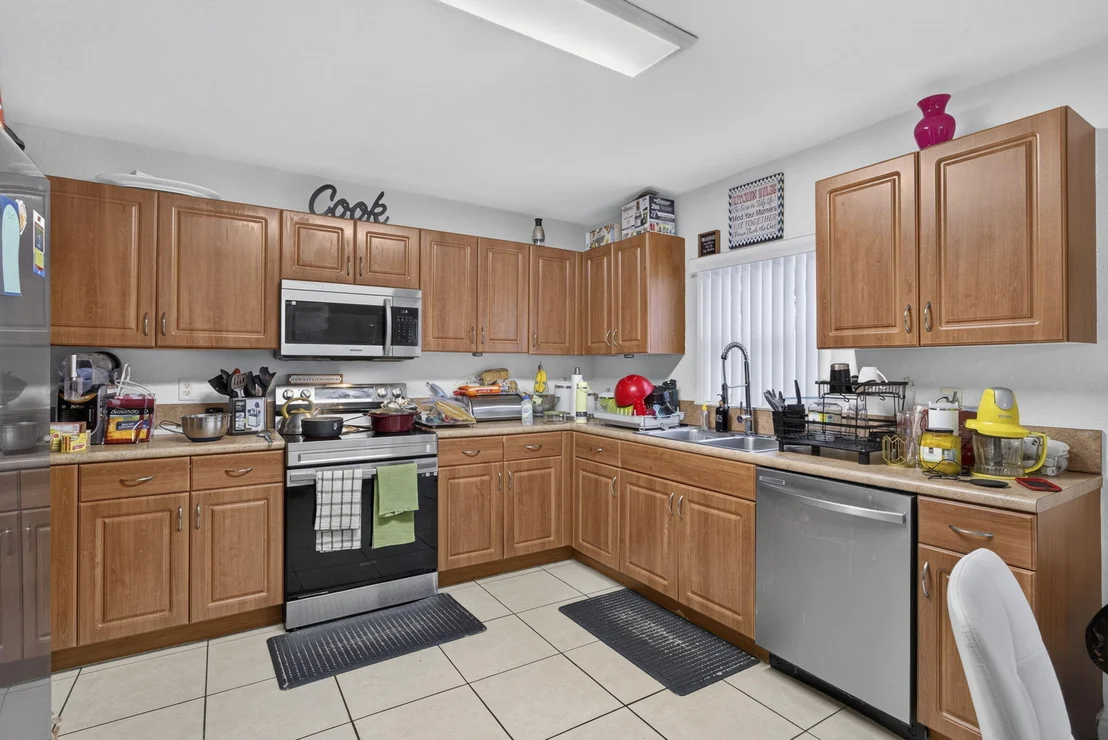 Photo of 6021 Adriatic Way