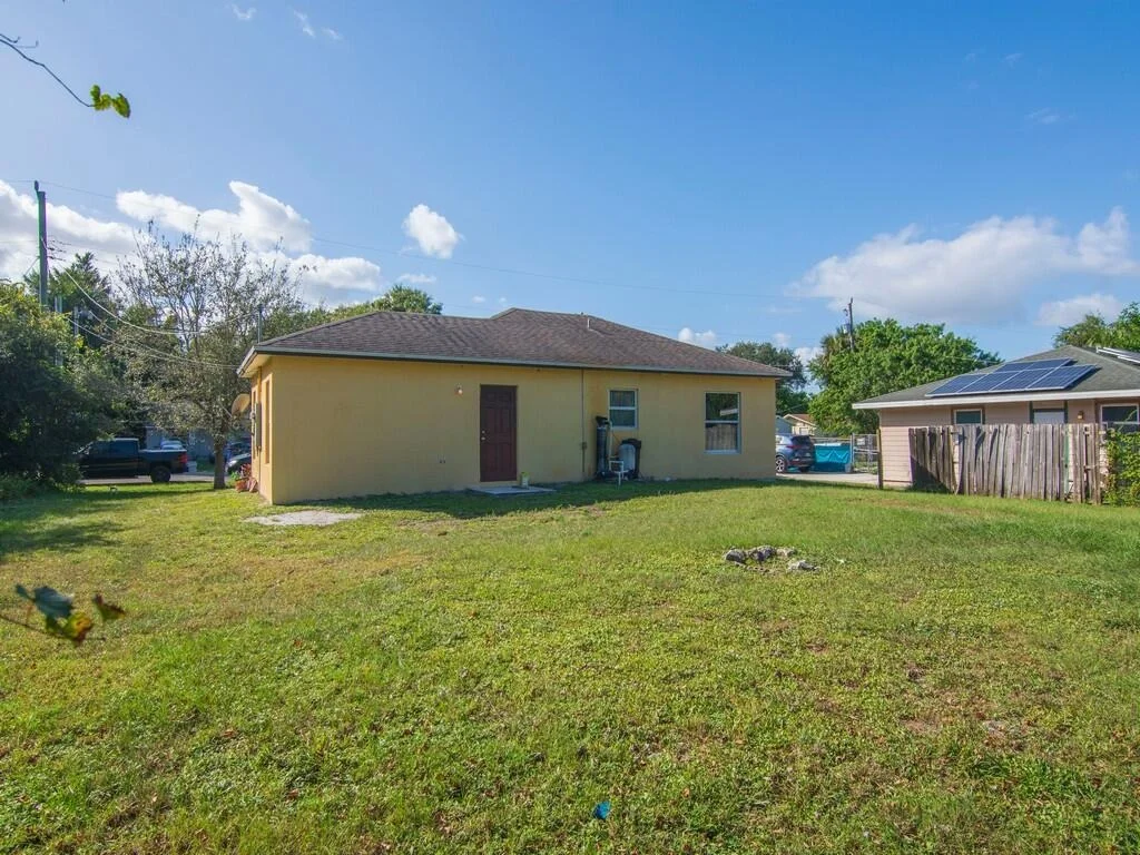 Photo of 3110 W Dixie Boulevard