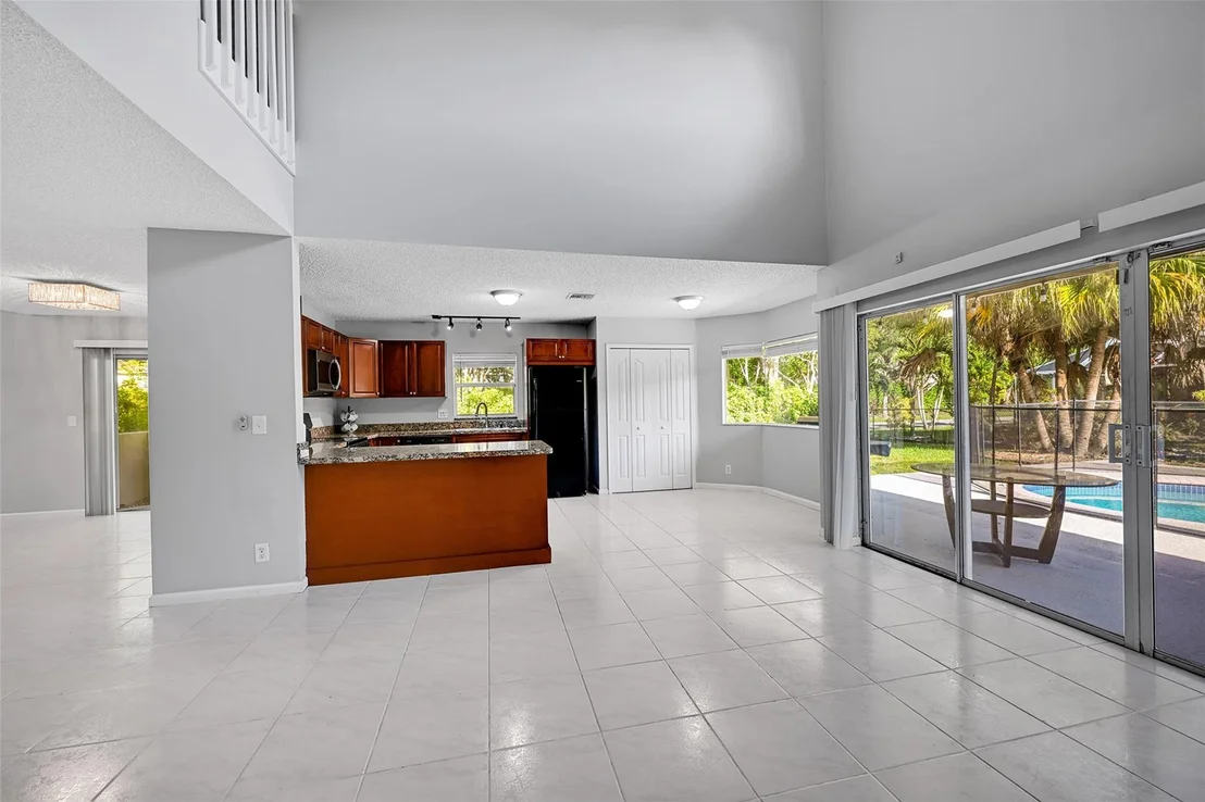 Photo of 10004 NW 57th Place
