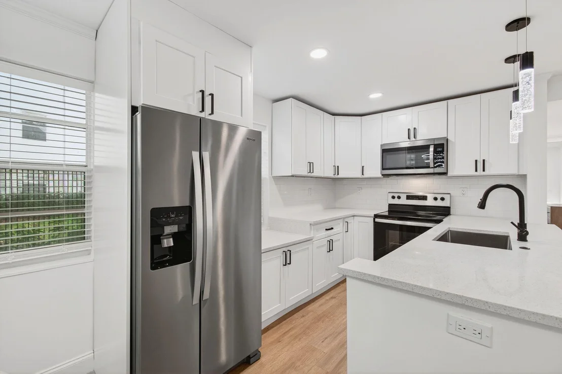 Photo of 449 Normandy J