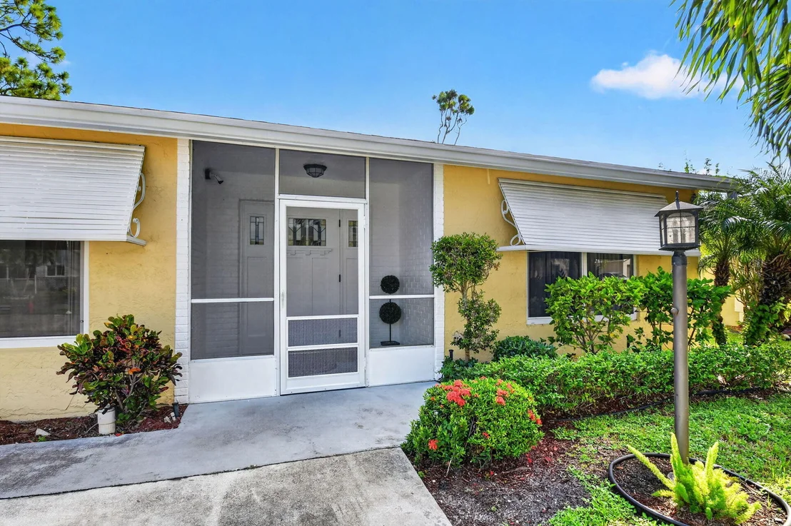 Photo of 7099 PINE MANOR Drive