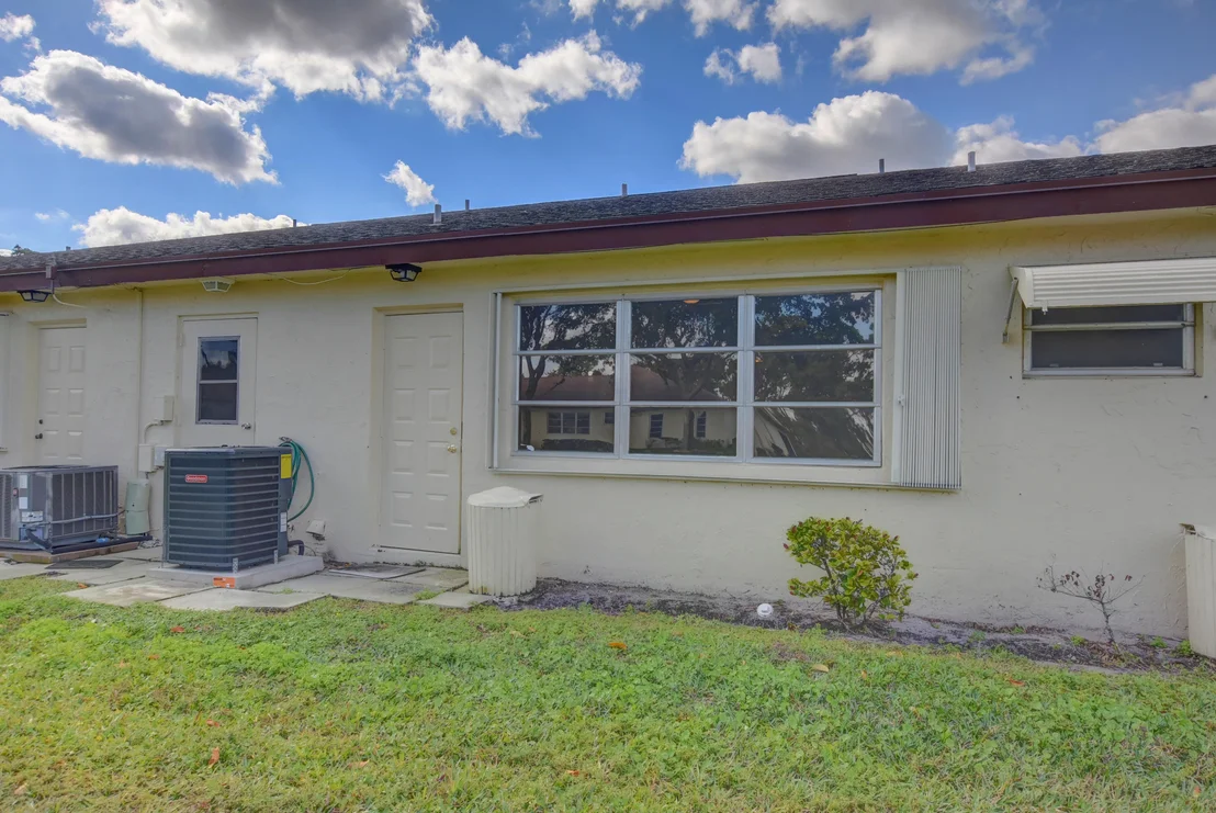 Photo of Unit B at 14050 Nesting Way