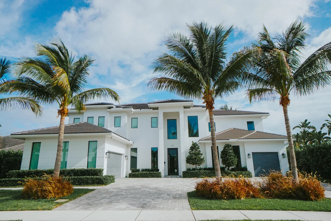 Photo of 619 Riverside Road