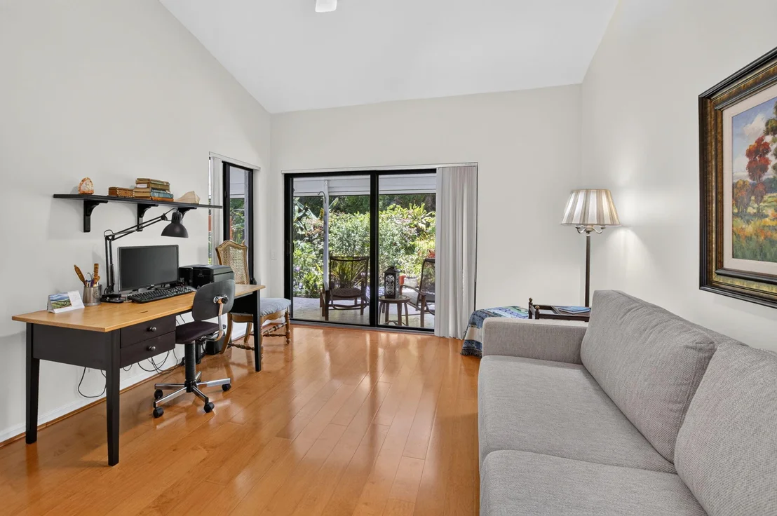 Photo of 21692 Cromwell Circle