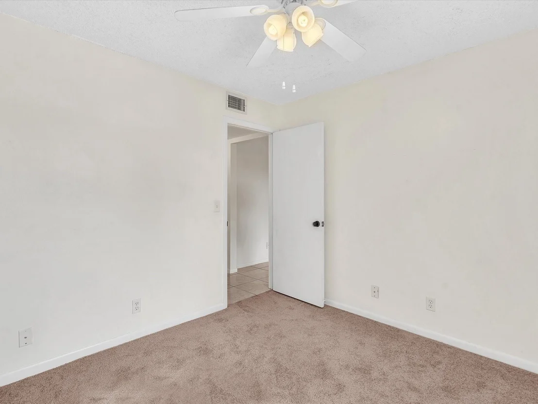 Photo of Unit A2 at 305 Knotty Pine Circle