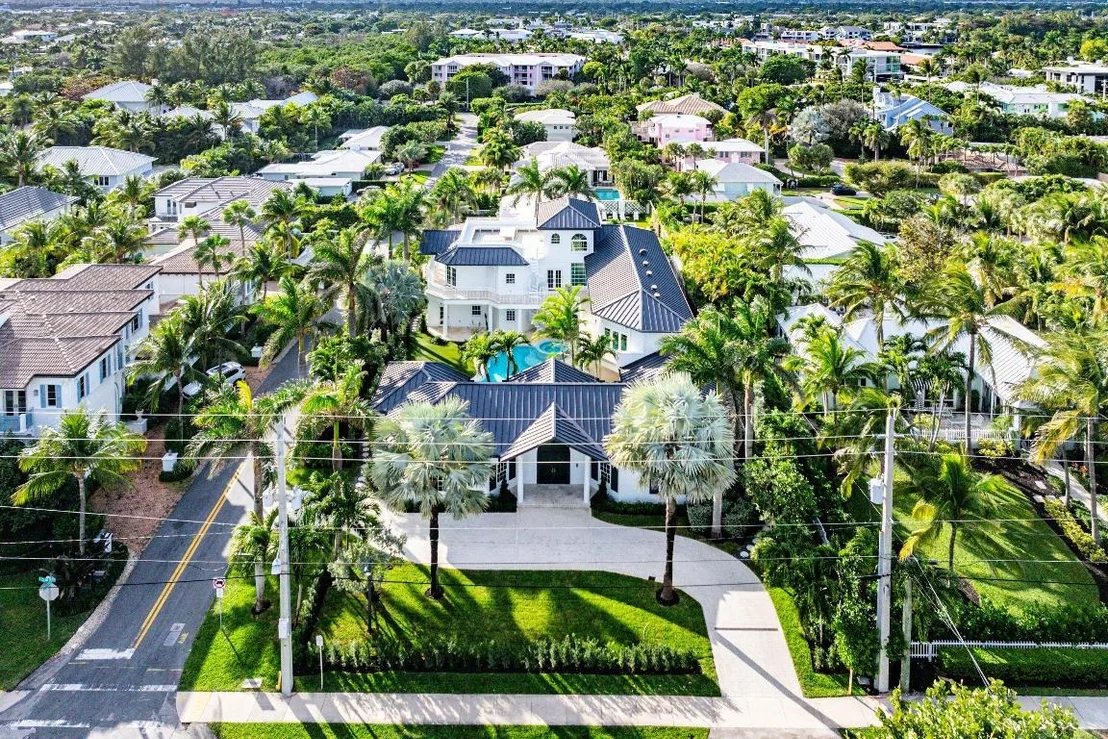 Photo of 720 N Ocean Boulevard