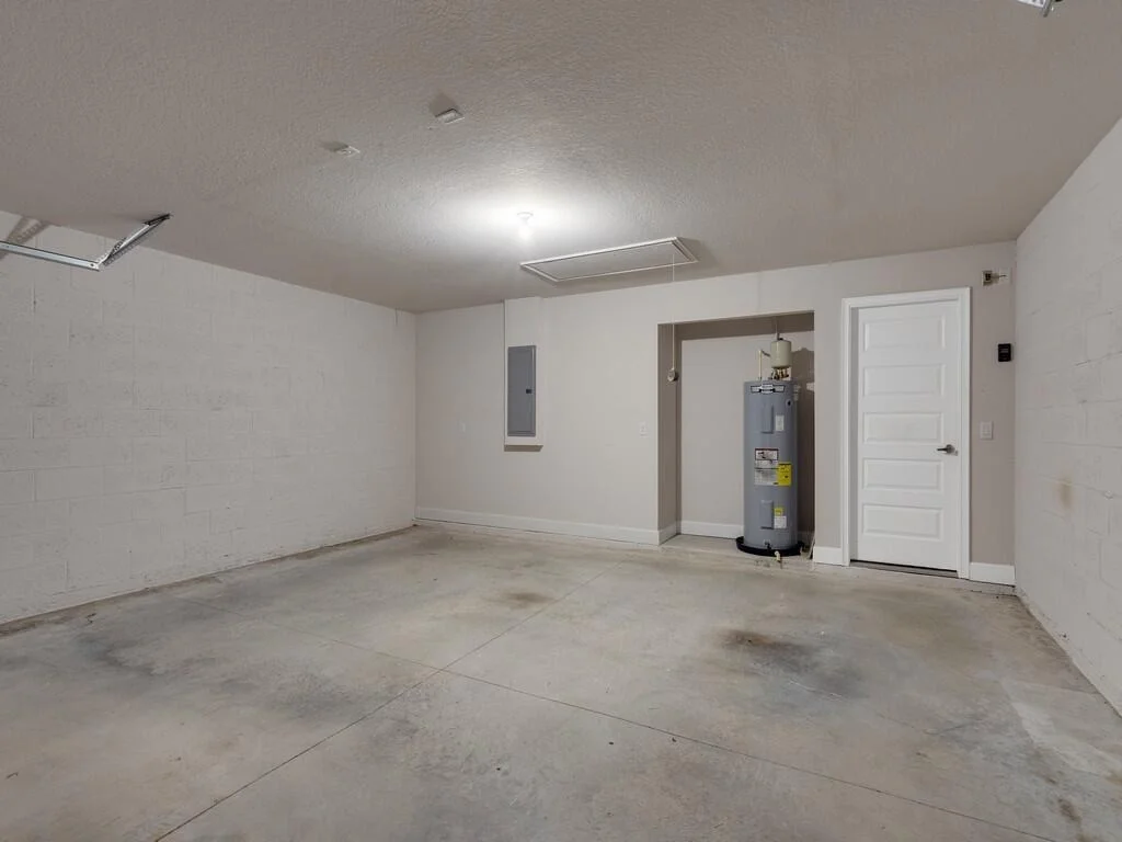 Photo of 8308 Amalfi Circle