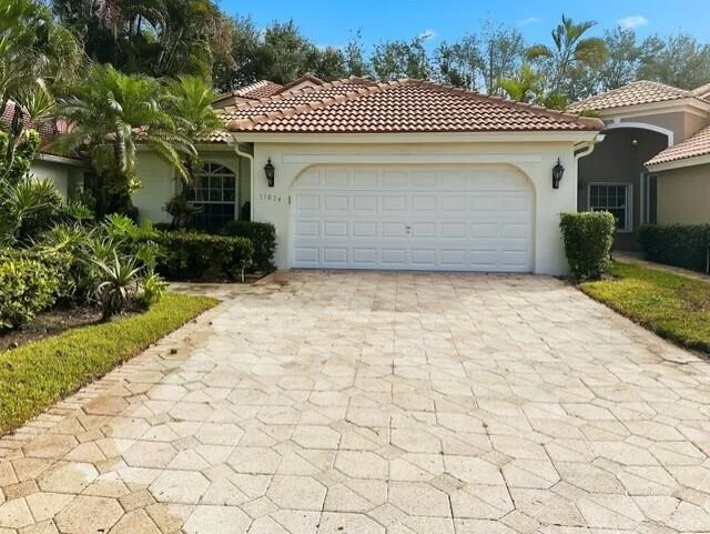 Photo of 11074 Springbrook Circle