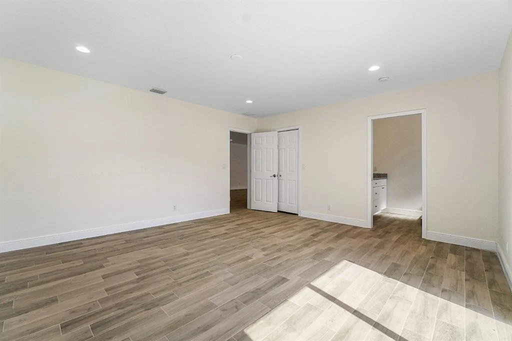 Photo of 667 Eagle Circle