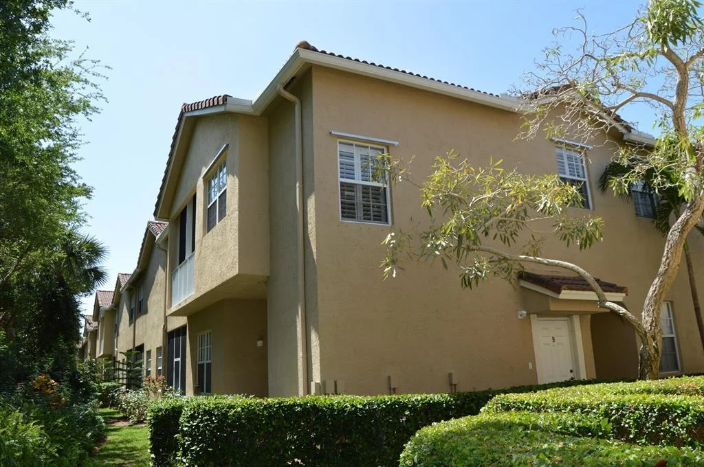 Photo of Unit B at 106 Lighthouse Circle