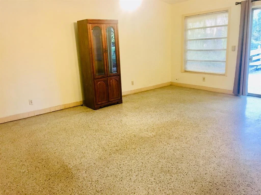 Photo of 4953 Palm Ridge Boulevard