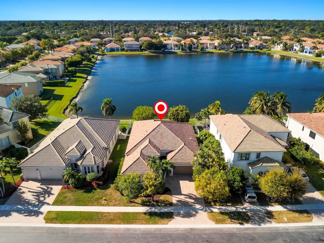 Photo of 1370 Beacon Circle