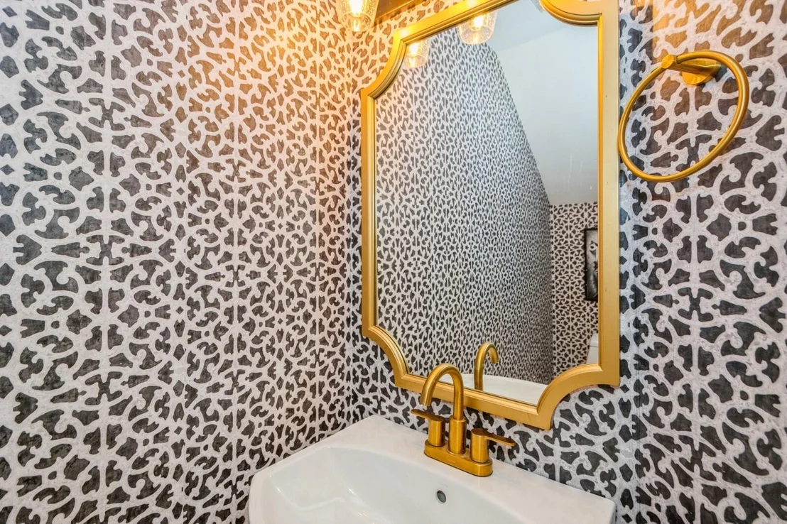 Photo of 5504 FOX HOLLOW Drive