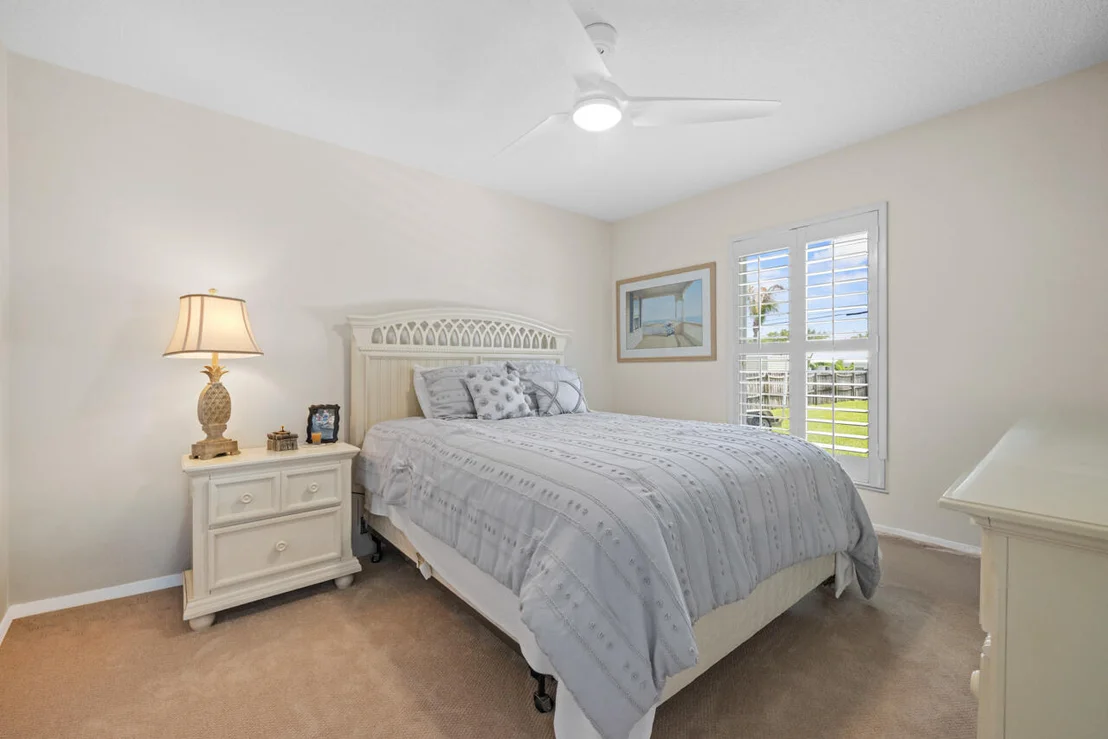 Photo of 5064 SE Horseshoe Point Road