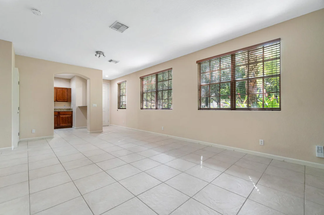Photo of Unit B at 4611 Highgate Drive