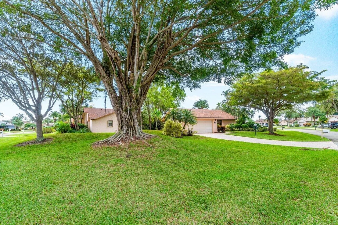 Photo of 5590 Boca Delray Boulevard