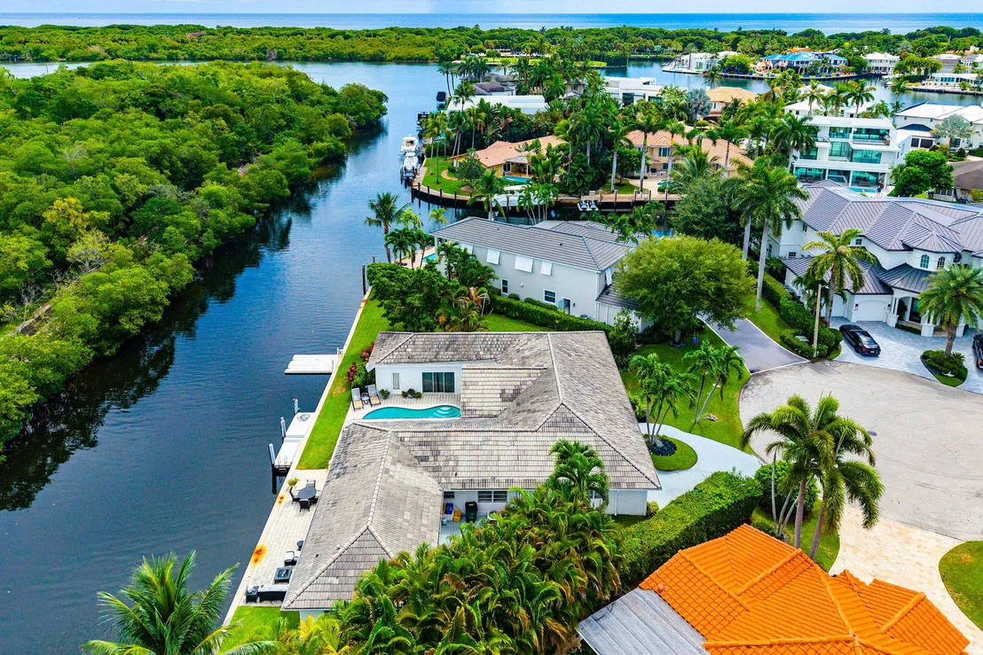 Photo of 611 Phillips Drive