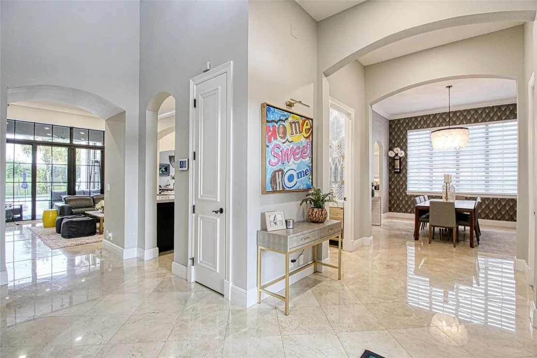 Photo of 9551 Eden Manor