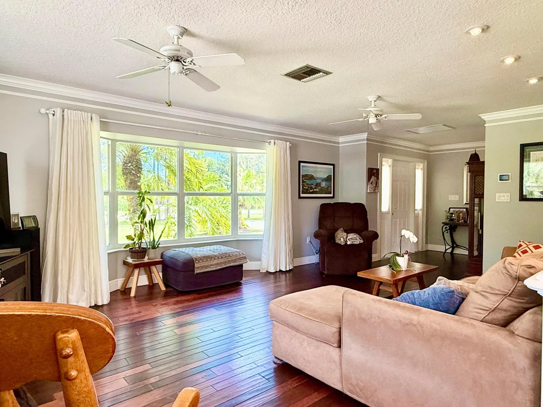 Photo of 16283 Alexander Run