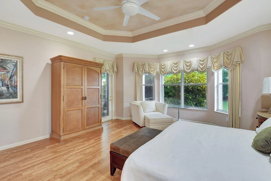 Photo of 7120 Francisco Bend Drive