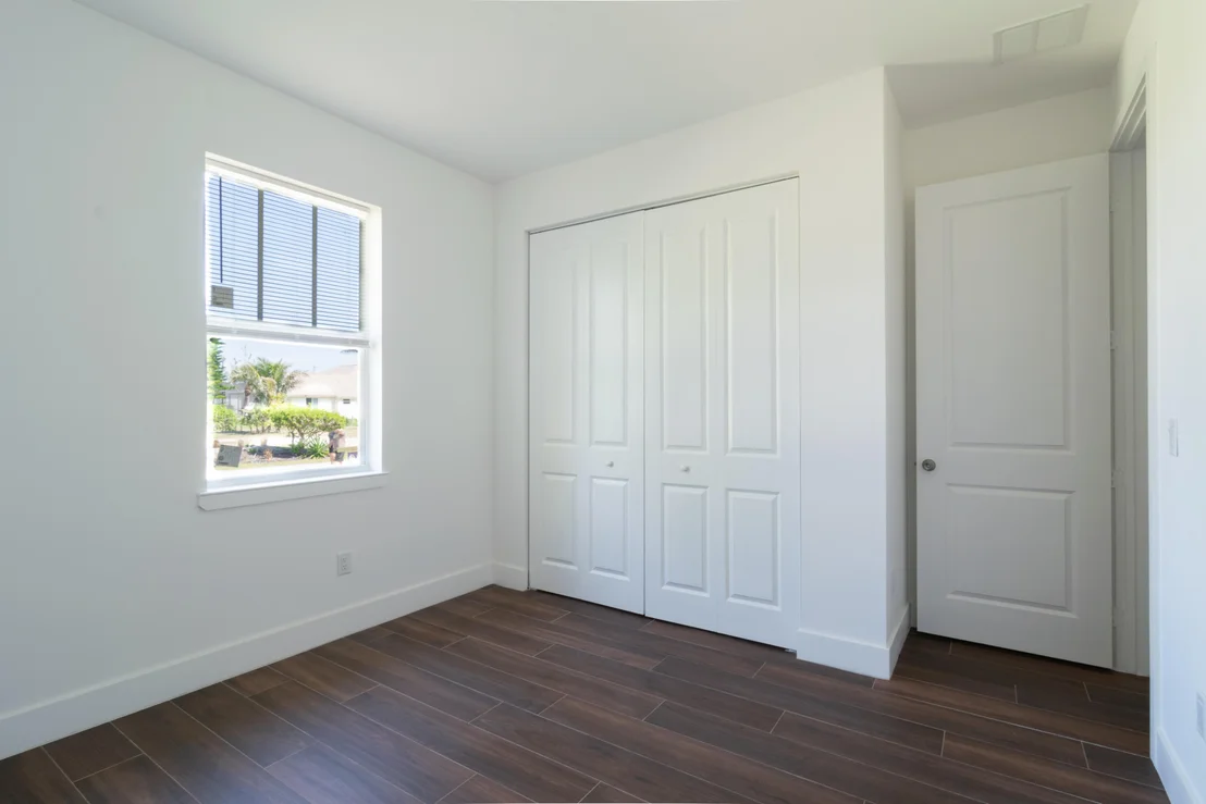 Photo of 15061 BRAINBRIDGE Circle