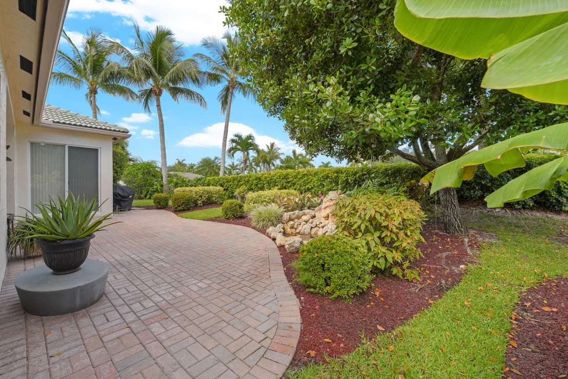 Photo of 4405 Mariners Cove Drive