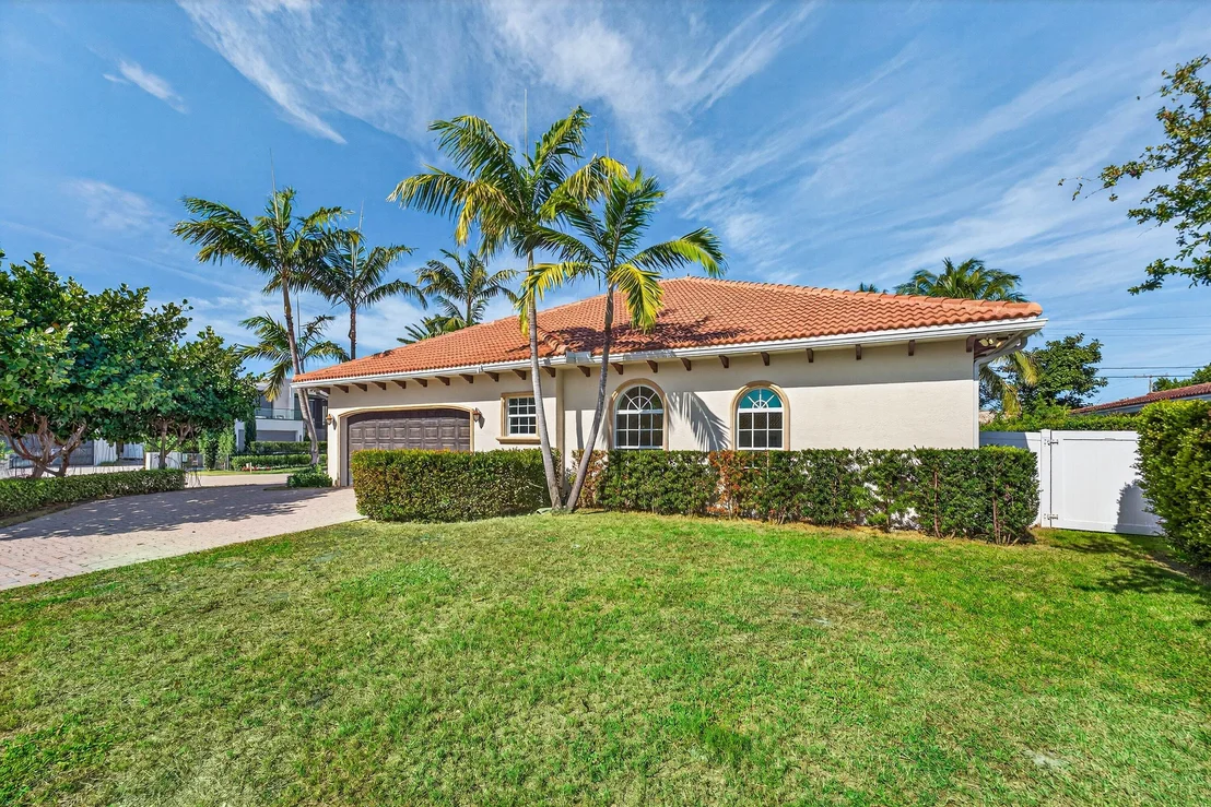 Photo of 2920 Spanish River Road