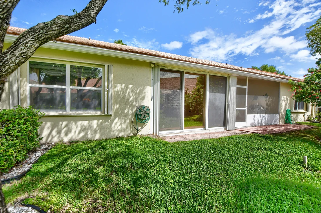Photo of 6092 Caladium Road