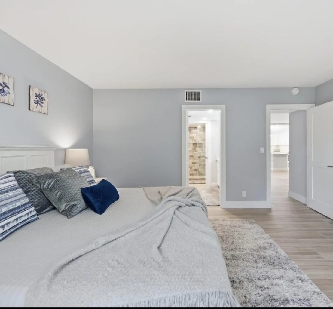 Photo of Unit 304D at 300 N HIGHWAY A1A