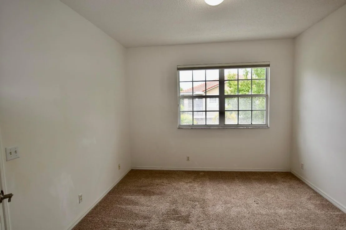 Photo of Unit J at 106 Lighthouse Circle