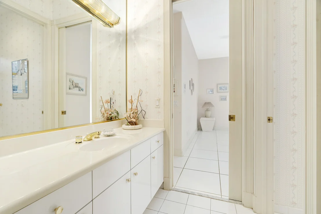 Photo of 540 Marbrisa Drive