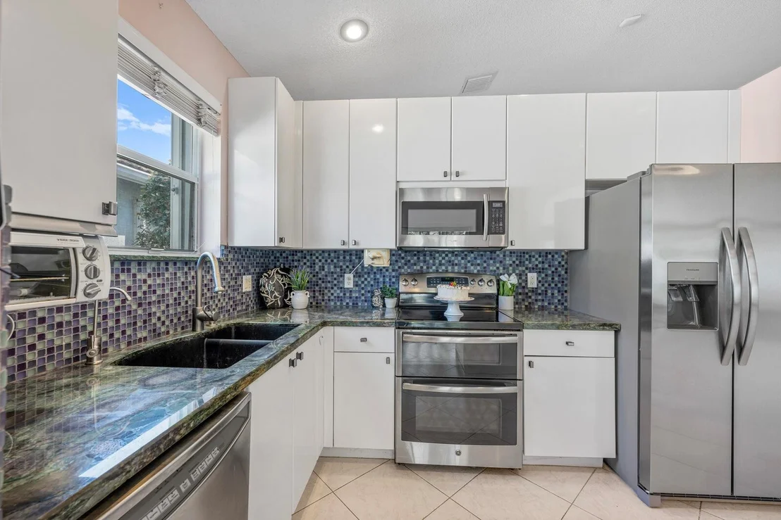 Photo of 10303 Utopia Circle N