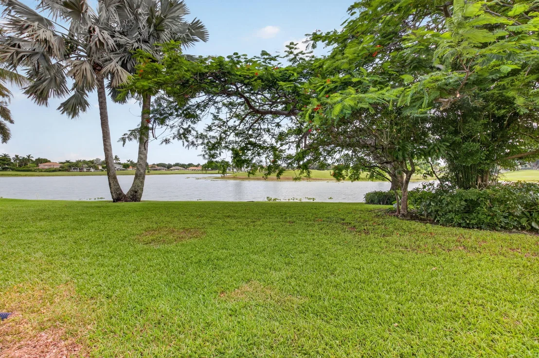 Photo of 5866 Bay Hill Circle