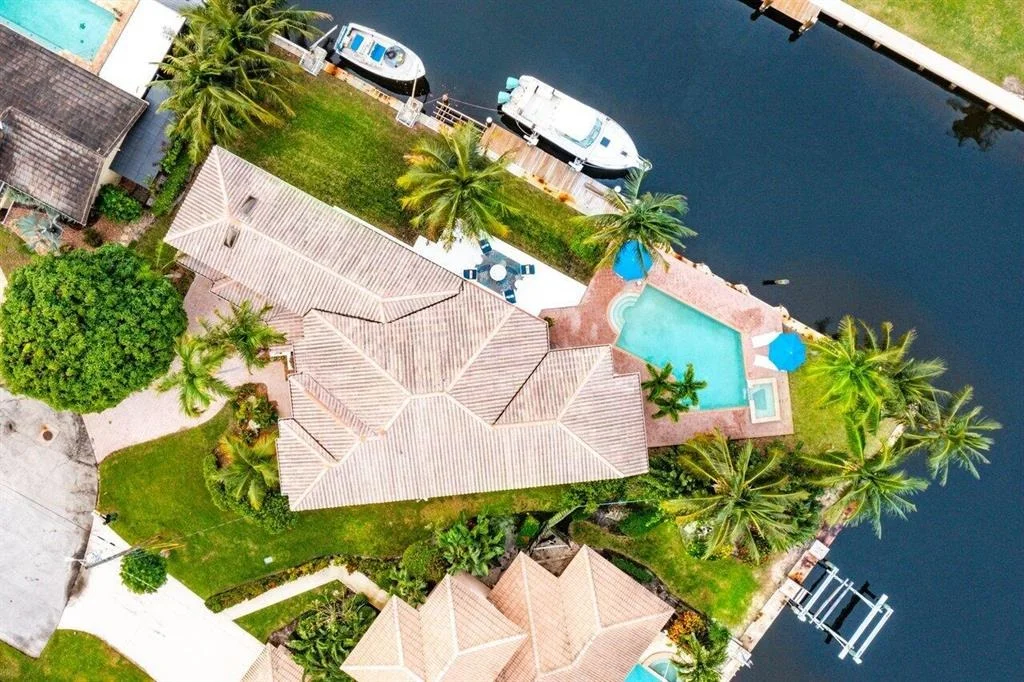 Photo of 955 Isles Road