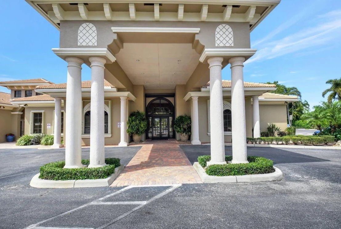 Photo of 7950 Via Grande