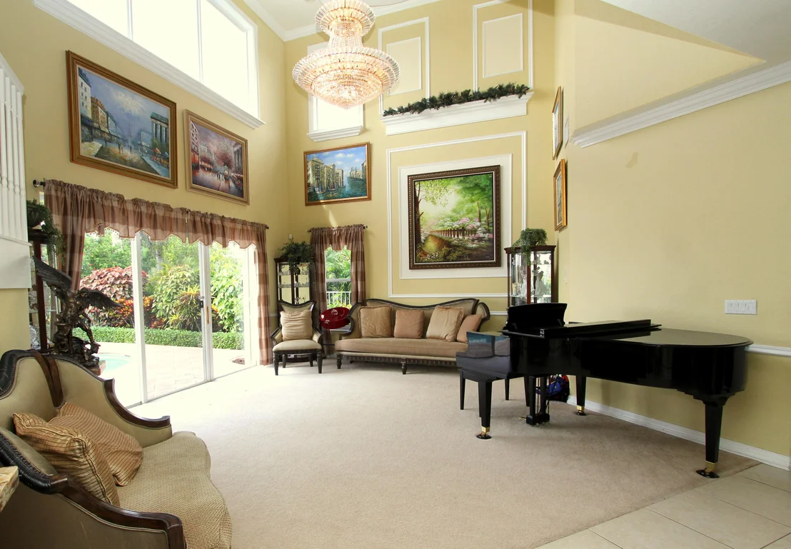 Photo of 1276 Beacon Circle
