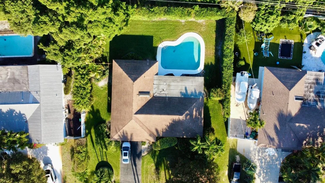 Photo of 220 River Drive