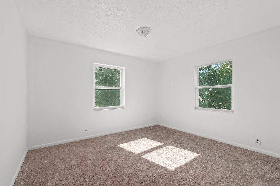 Photo of 858 Kanner Drive