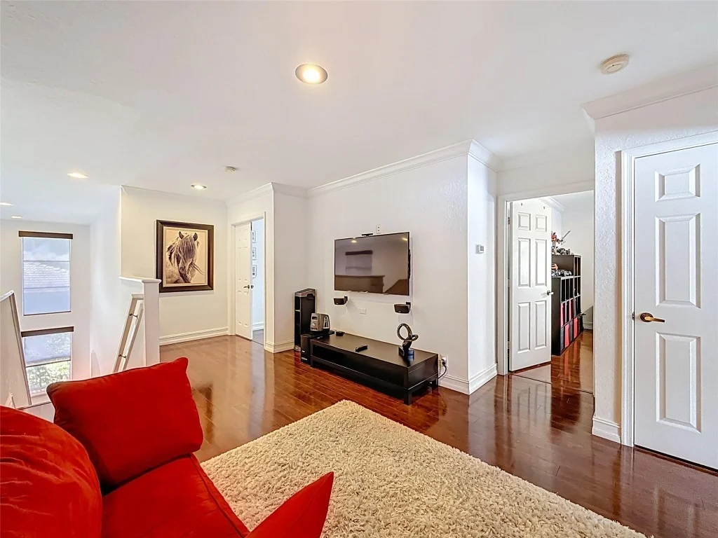Photo of 1673 VICTORIA POINTE Circle