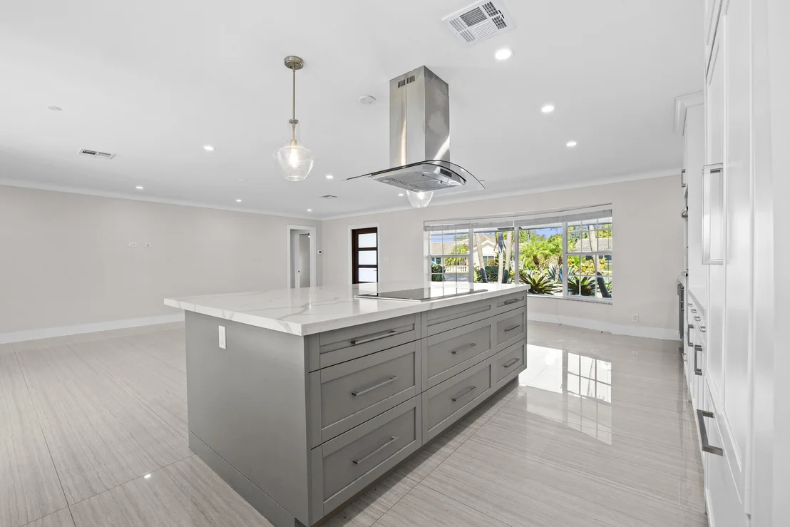 Photo of 4240 NE 22nd Terrace