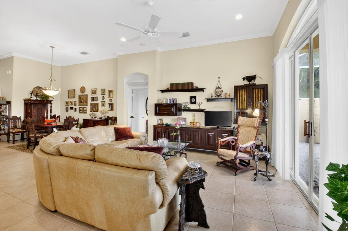 Photo of 7063 Demedici Circle